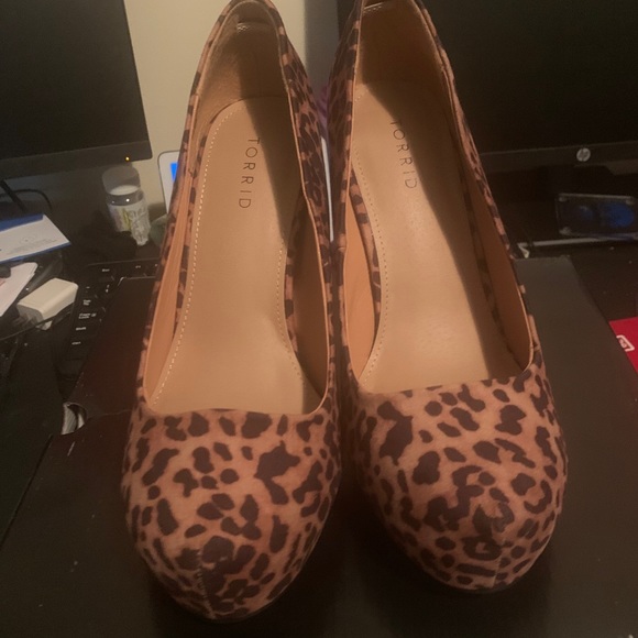 Leopards pumps - Picture 4 of 8